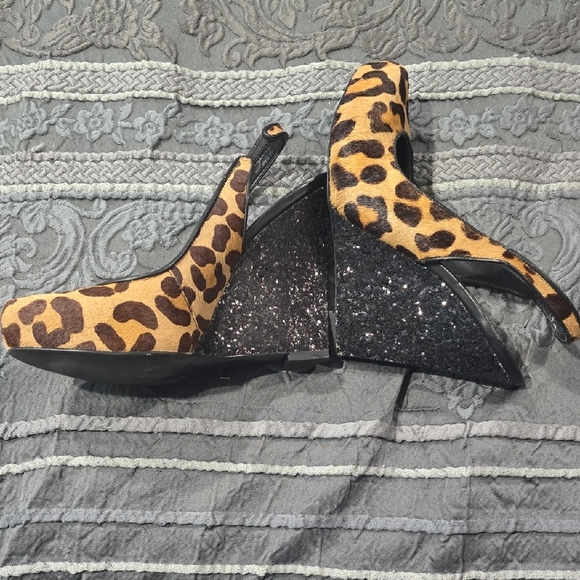 GUESS Animal Print Heels - Picture 6 of 8